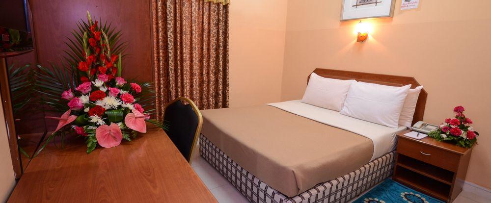 Melody Queen Hotel By Aura Dubai Exterior photo