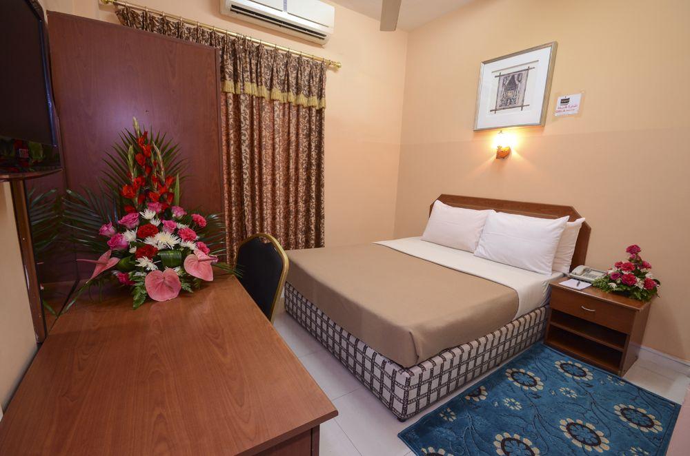 Melody Queen Hotel By Aura Dubai Exterior photo