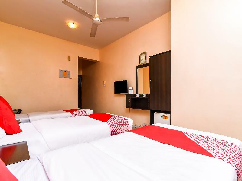 Melody Queen Hotel By Aura Dubai Exterior photo