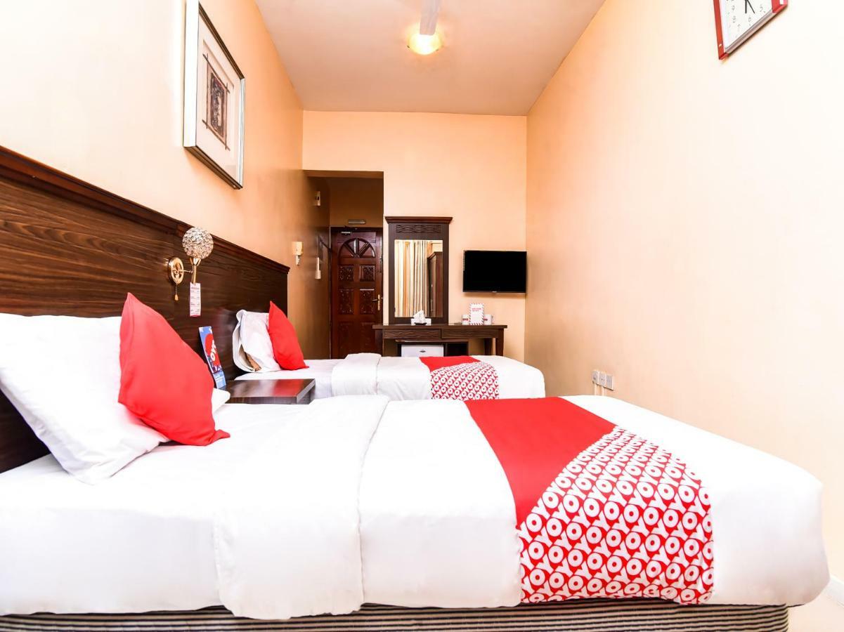 Melody Queen Hotel By Aura Dubai Exterior photo